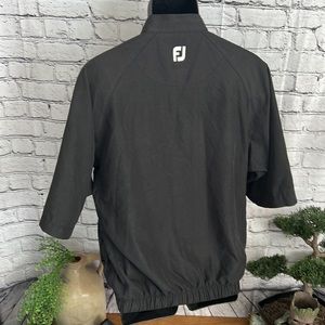 FootJoy Black size small short sleeve half button golf ⛳️ pullover